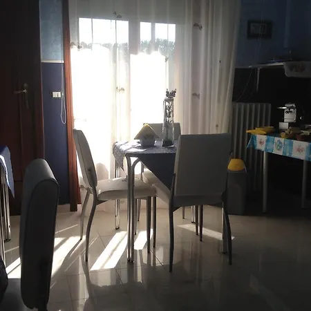 לינה וארוחת בוקר Via Leuca